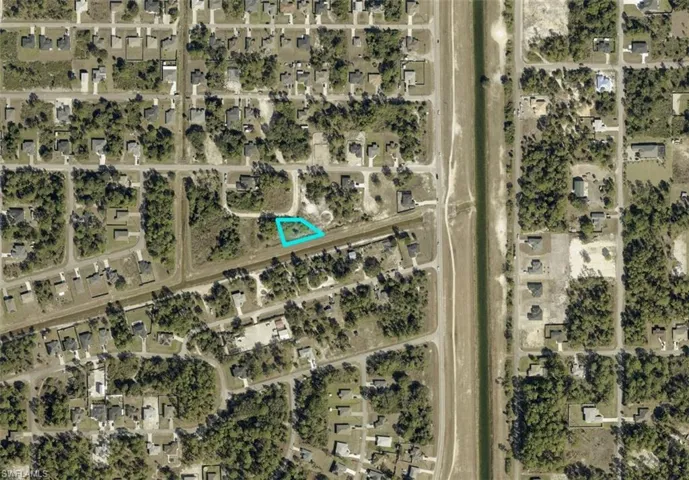 2517 Catron Cir, Lehigh Acres, Florida 33971
