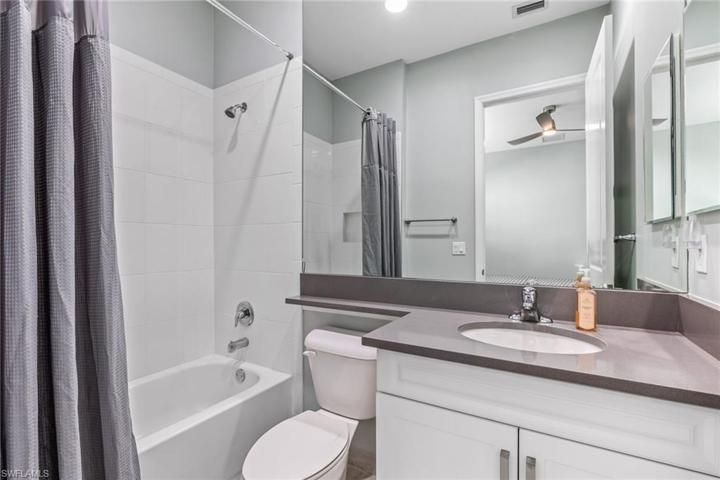 Guest ensuite bath