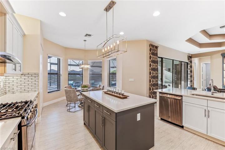 Kitchen with island