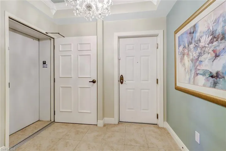 2745  1st  ST, Fort Myers, FL 33916