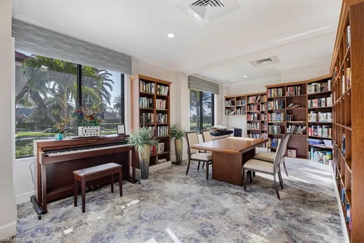 5912 Cranbrook Way H202, Naples, Florida 34112