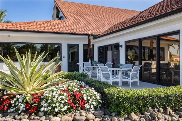 5912 Cranbrook Way H202, Naples, Florida 34112