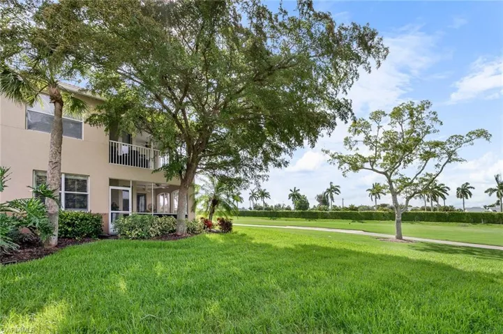 11089  Harbour Yacht  CT, Fort Myers, FL 33908