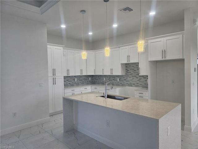 2900 26th ST SW, LEHIGH ACRES FL 33976