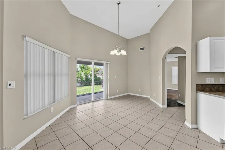 1920 Ne 20th Pl, Cape Coral, Florida 33909