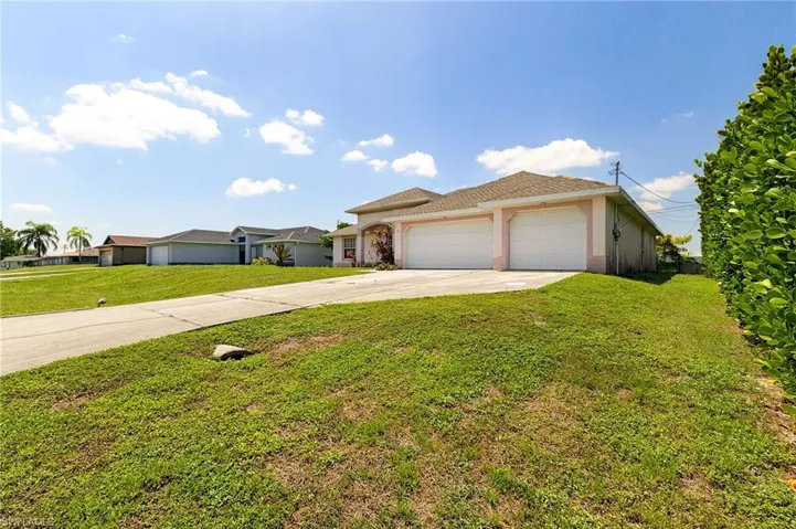 1920 Ne 20th Pl, Cape Coral, Florida 33909