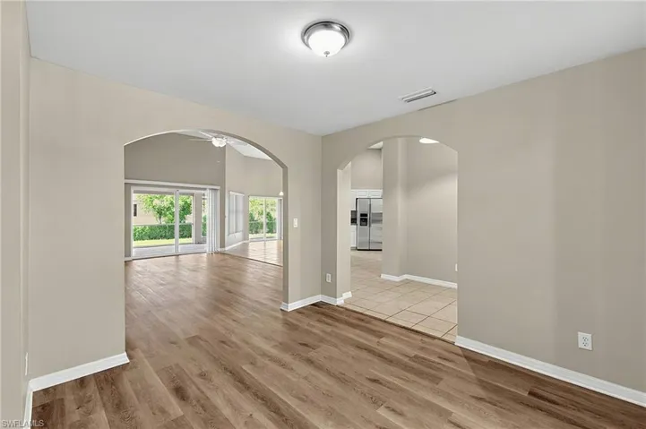 1920 Ne 20th Pl, Cape Coral, Florida 33909