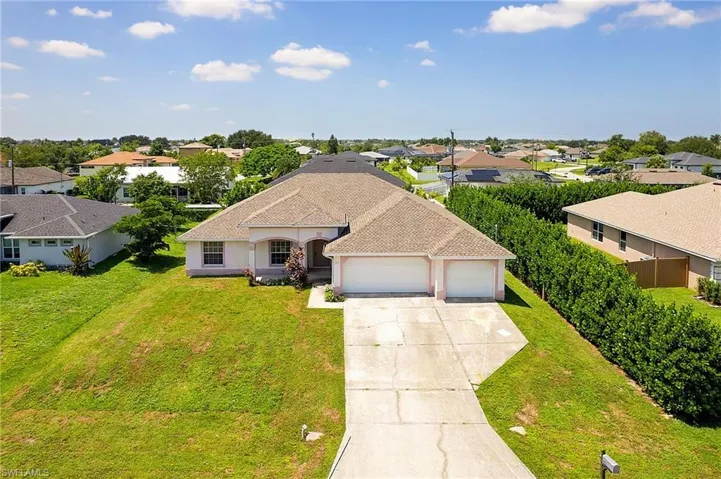 1920 Ne 20th Pl, Cape Coral, Florida 33909