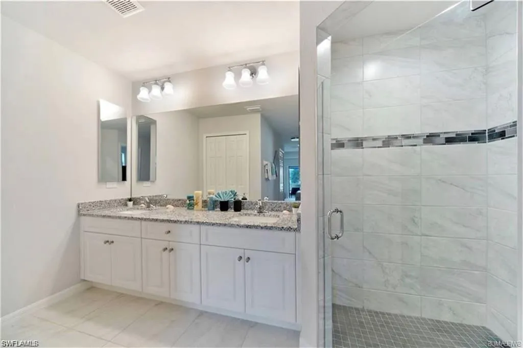 4334 9th PL, Cape Coral, FL 33914,225044460