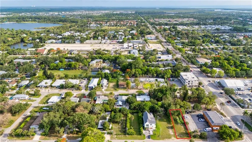 2960 Coco Ave, Naples, Florida 34112