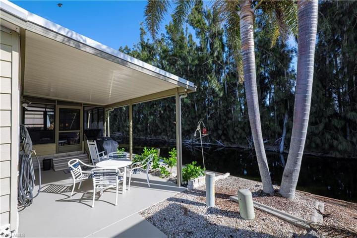 Addtional Back Patio.