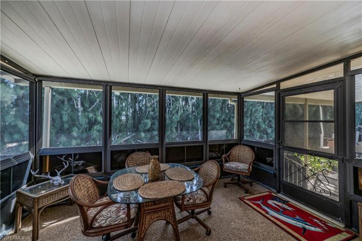 Screened in Patio for additonal dining and entertaining
