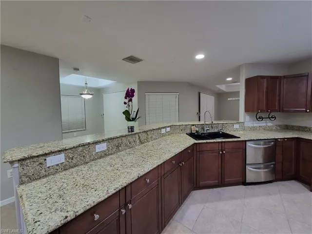 3001 51st St Sw, Lehigh Acres, Florida 33976