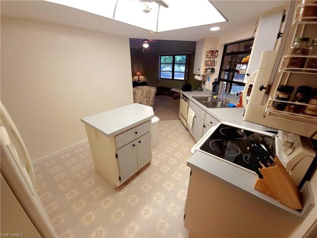 315  Roosevelt  AVE, LEHIGH ACRES, FL 33936