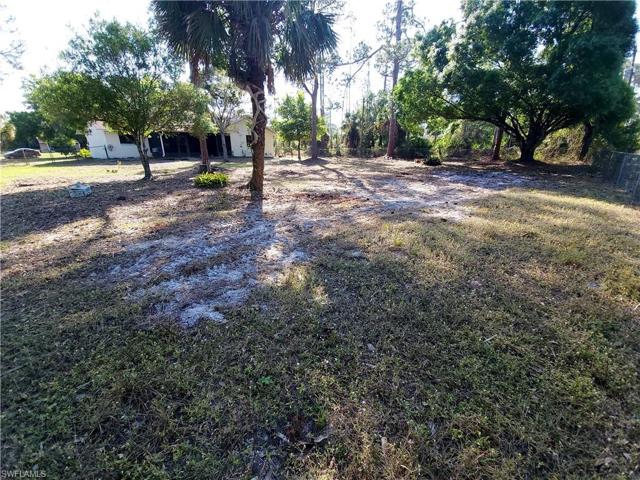 315  Roosevelt  AVE, LEHIGH ACRES, FL 33936