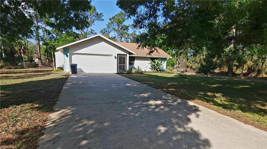 315  Roosevelt  AVE, LEHIGH ACRES, FL 33936