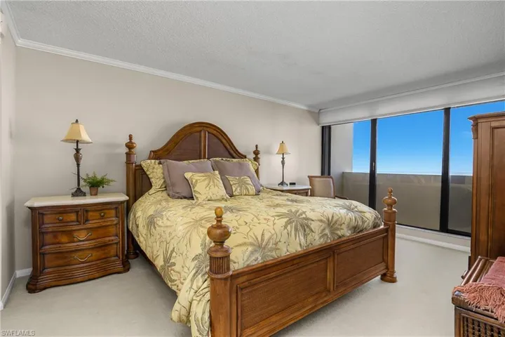 Bedroom featuring direct Gulf view