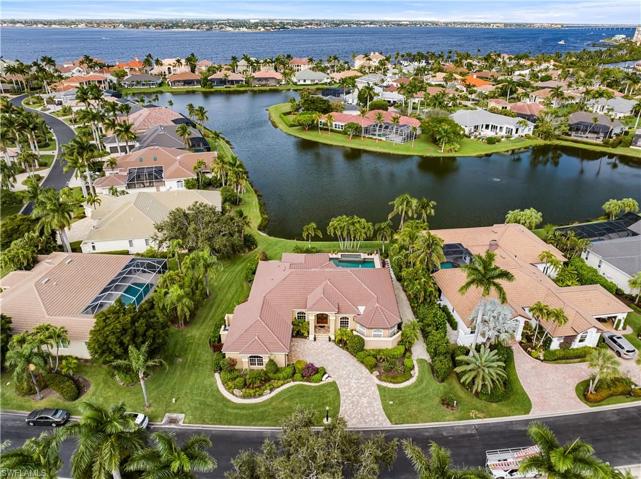 This home sits on the widest part of the lake!