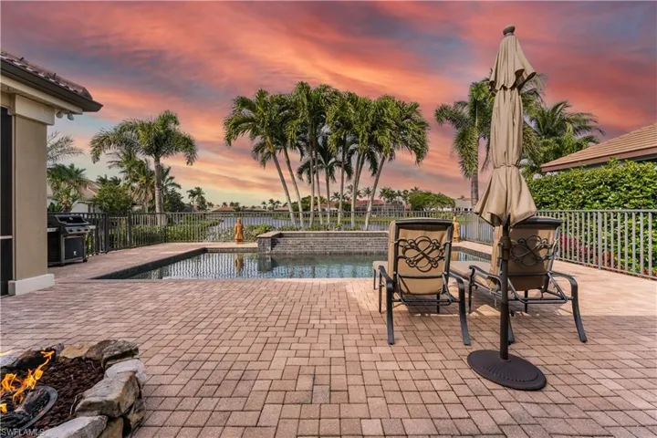This is one of the best views in all of Gulf Harbour! So much privacy!