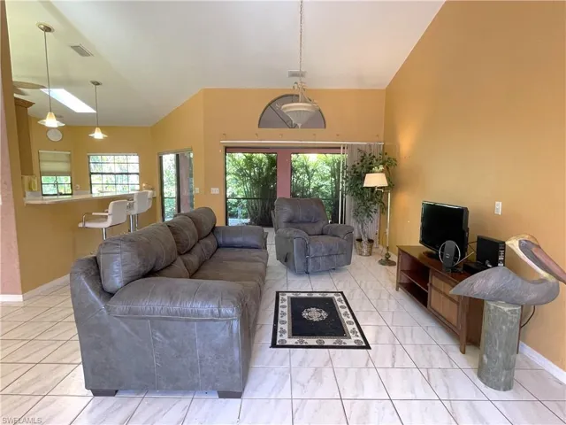 10791  Highland  AVE, Fort Myers, FL 33966