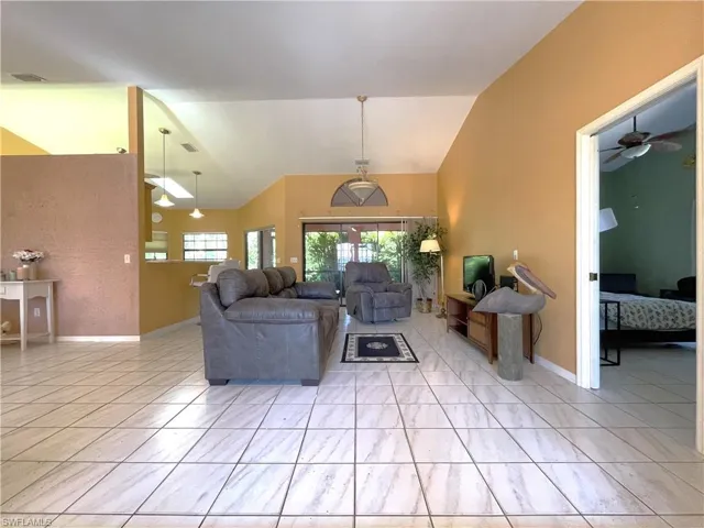 10791  Highland  AVE, Fort Myers, FL 33966