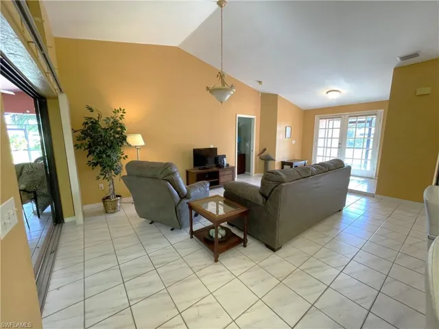 10791  Highland  AVE, Fort Myers, FL 33966