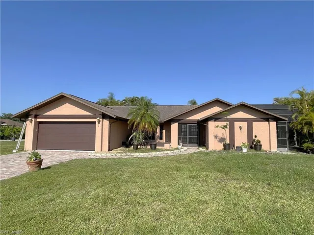 10791  Highland  AVE, Fort Myers, FL 33966