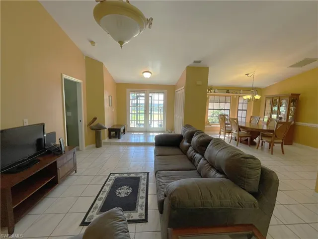 10791  Highland  AVE, Fort Myers, FL 33966