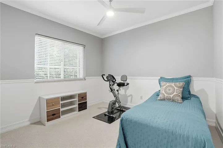 Guest bedroom