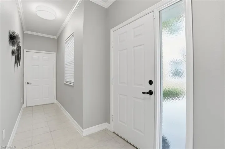 Spacious entry