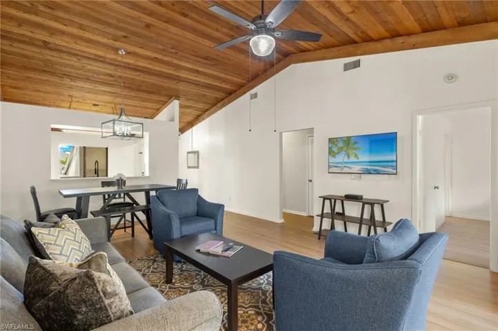 3018 Kings Lake Blvd # 3018, Naples Fl 34112