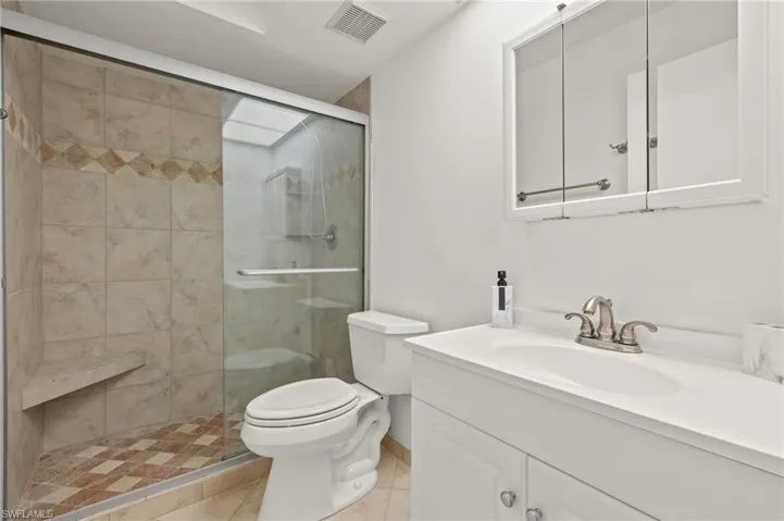 3018 Kings Lake Blvd # 3018, Naples Fl 34112