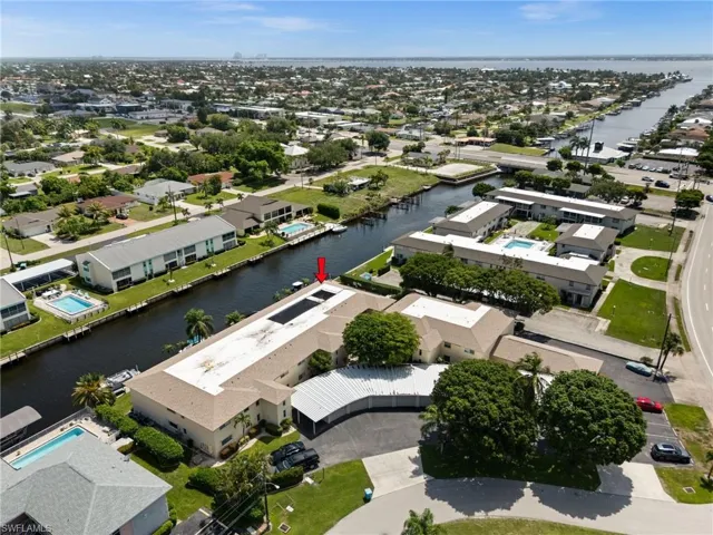 1345 Se 40th Ter 2e, Cape Coral, Florida 33904