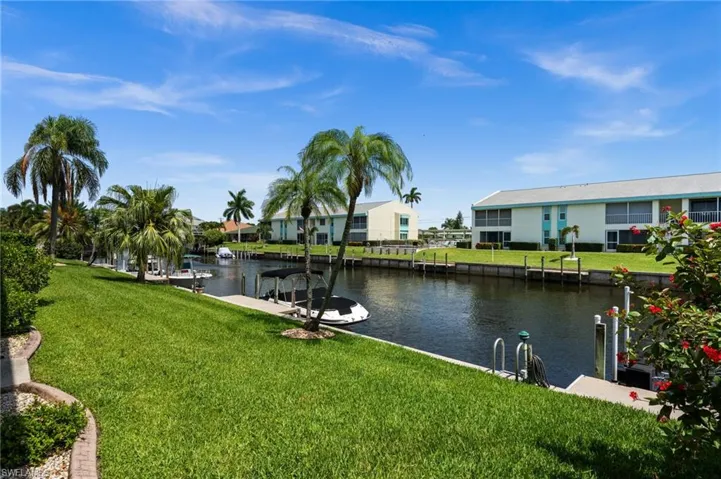 1345 Se 40th Ter 2e, Cape Coral, Florida 33904