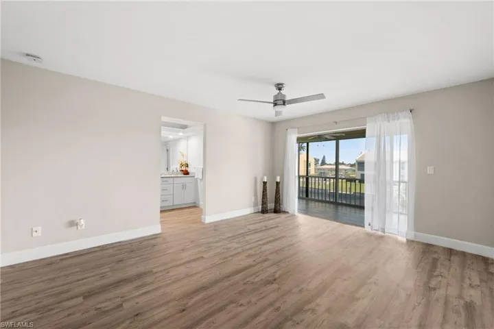Primary bedroom with direct access to the lanai