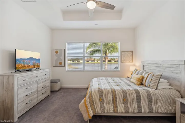 28571  Lobos  CIR, Bonita Springs, FL 34135