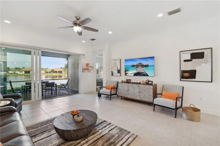 28571  Lobos  CIR, Bonita Springs, FL 34135