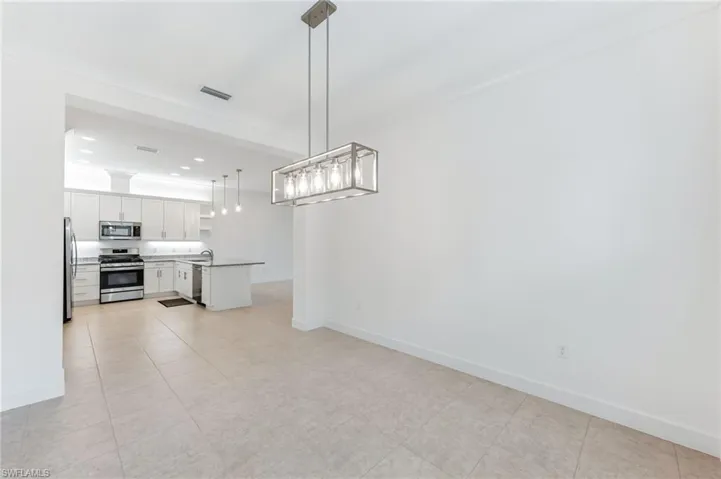 28571  Lobos  CIR, Bonita Springs, FL 34135