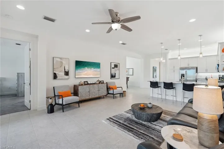28571  Lobos  CIR, Bonita Springs, FL 34135