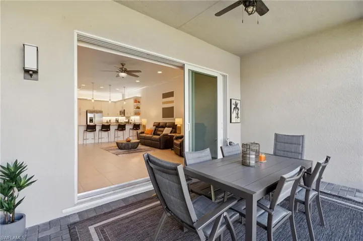 28571  Lobos  CIR, Bonita Springs, FL 34135