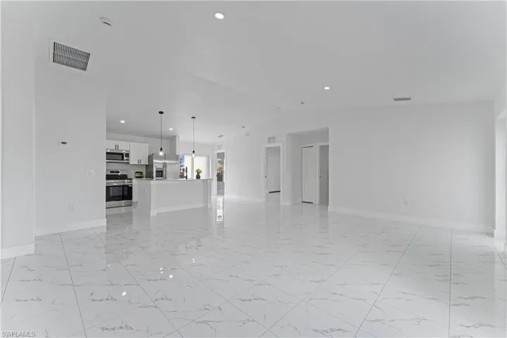 3403 41st St Sw, Lehigh Acres, Florida 33976
