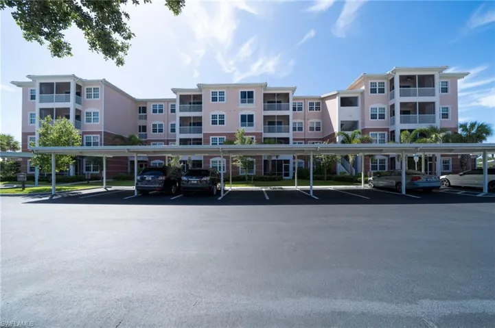 15901 Royal Pointe Ln 405, Fort Myers, Florida 33908