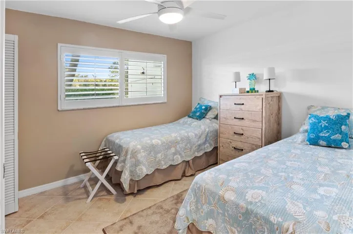 Guest bedroom