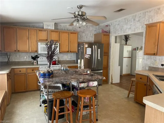 13020  Mullins  LN, Fort Myers, FL 33913