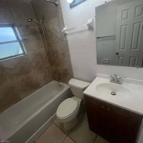 1427  Markland  , Fort Myers, FL 33916