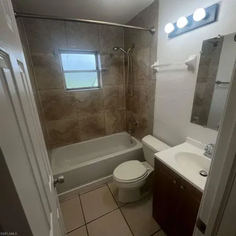 1427  Markland  , Fort Myers, FL 33916
