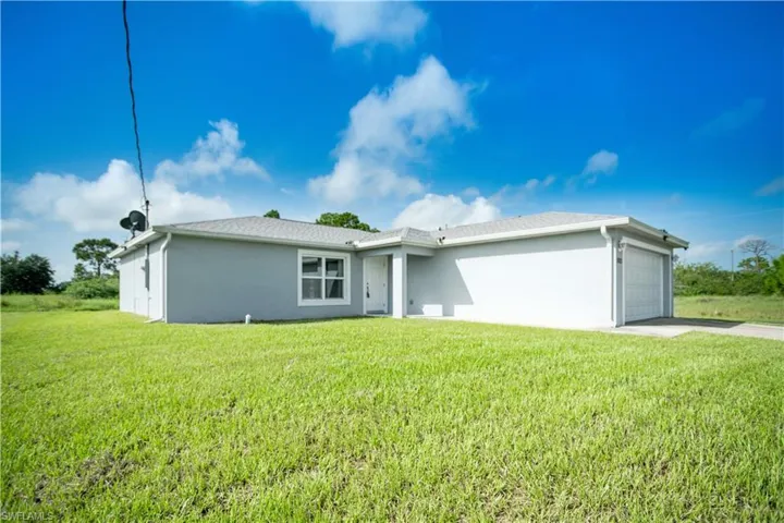 9023 W Crow  CIR, Labelle, FL 33935