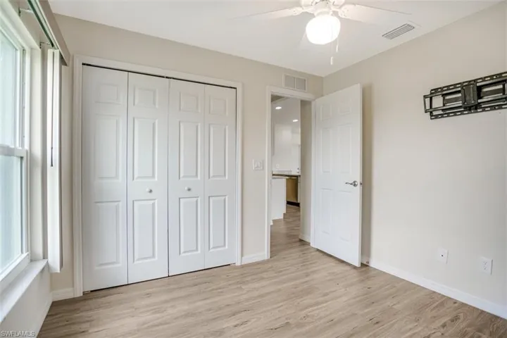 bedroom featuring