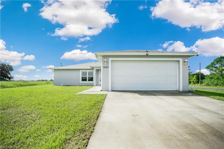 Front of house with oversize 2-car garage