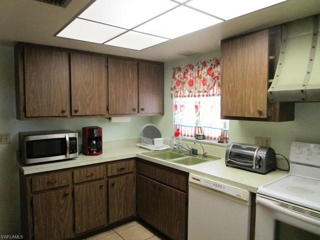 313  Dania  ST, Lehigh Acres, FL 33936
